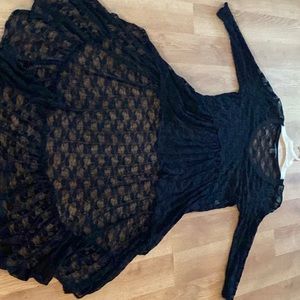 Women’s Lace Dress Overthrow